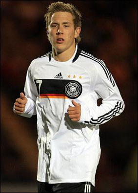 Lewis_Holtby